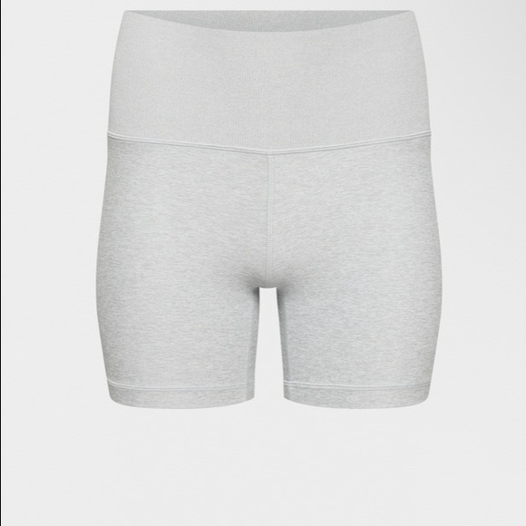 Aritzia Pants - Aritzia Biker shorts